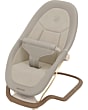 2233159300_2025_maxicosi_homeequipment_bouncer_dove_beige_elegancebeige_3qrtleft